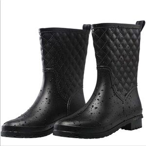 Black mid calf rain boots